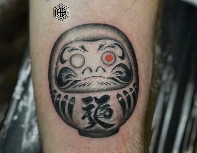 (値下げ中)TATTOO達磨 ⚜️daruma ⚜️ tattoo⚜️ Daruma is a symbol of perseverance and